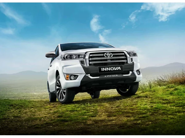 toyota innova crysta innova-crysta-vx-diesel-manual-7-str exterior